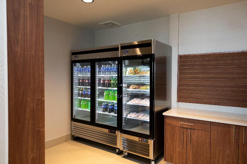 فندق Holiday Inn Express   Lethbridge Southeast, An Ihg