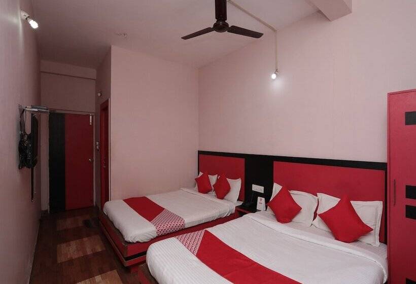 فندق Janaki Residency