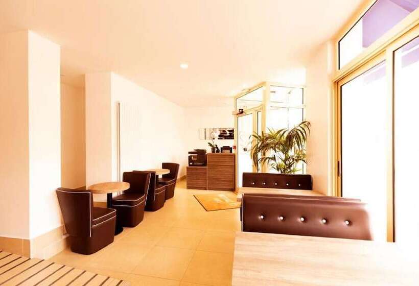 בית מלון כפרי Le Theatre