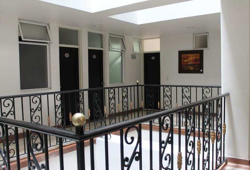 בית מלון כפרי Macedonia Plaza Medellin