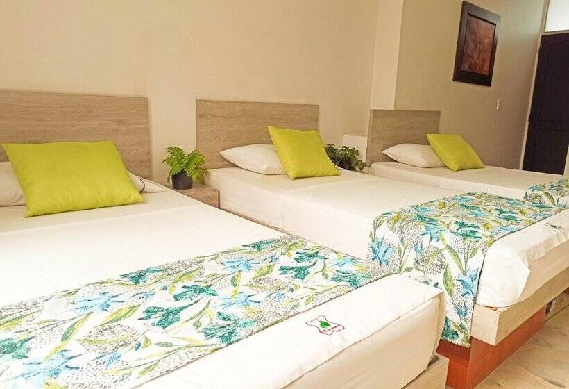 בית מלון כפרי Macedonia Plaza Medellin