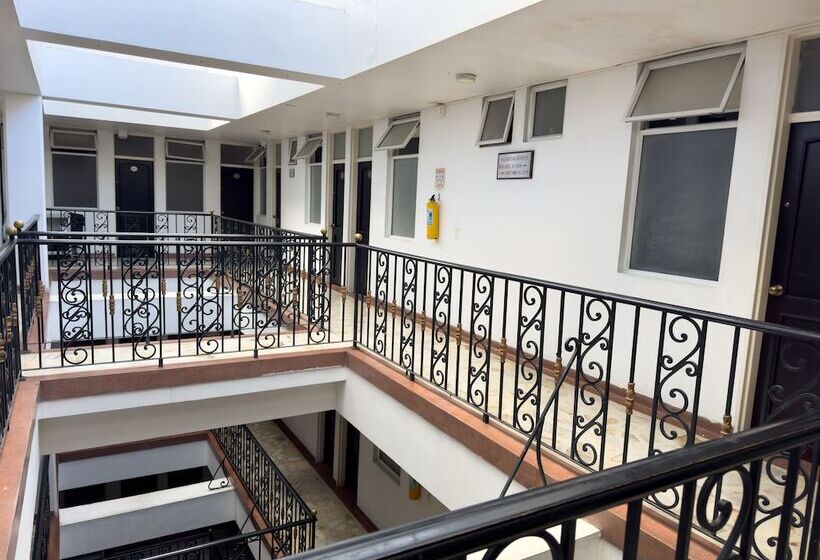 בית מלון כפרי Macedonia Plaza Medellin