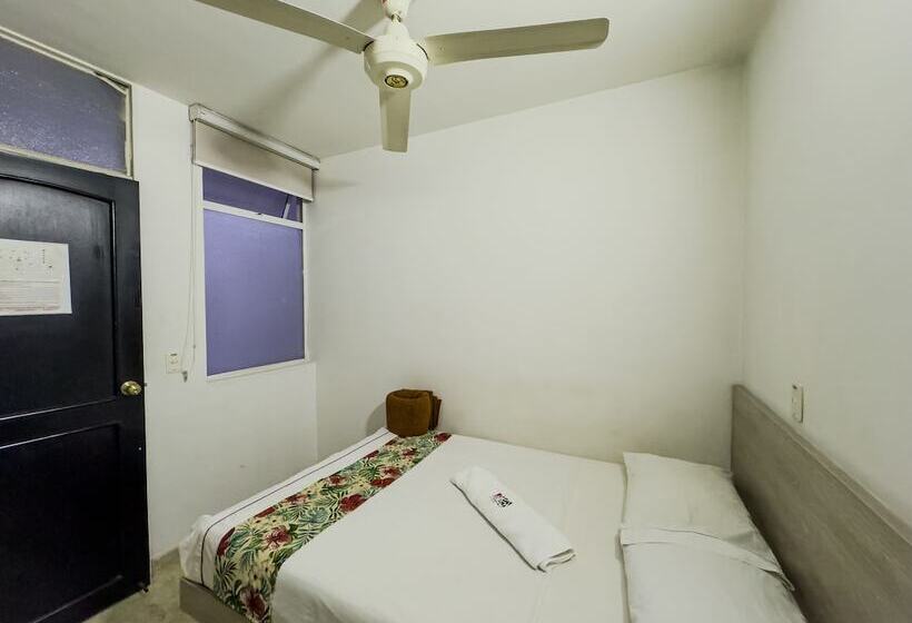 ホテル Macedonia Plaza Medellin