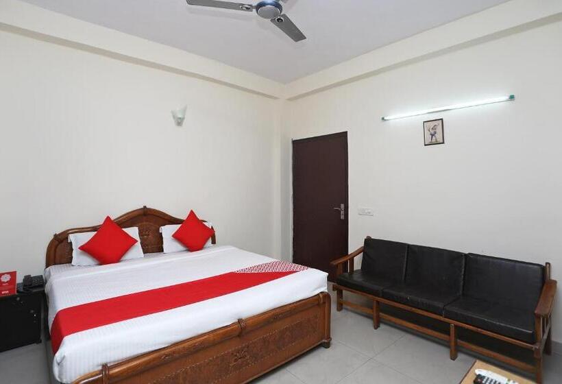 酒店 Oyo 14454 Celebration Bnb Home