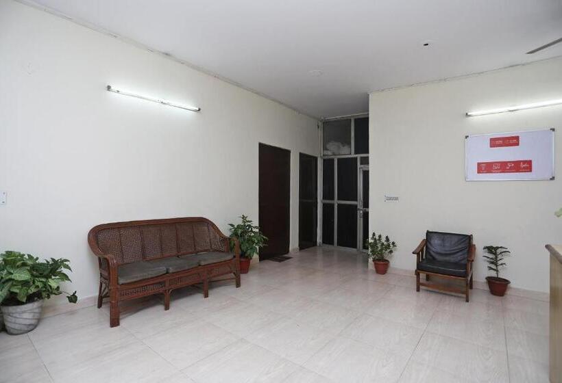 酒店 Oyo 14454 Celebration Bnb Home