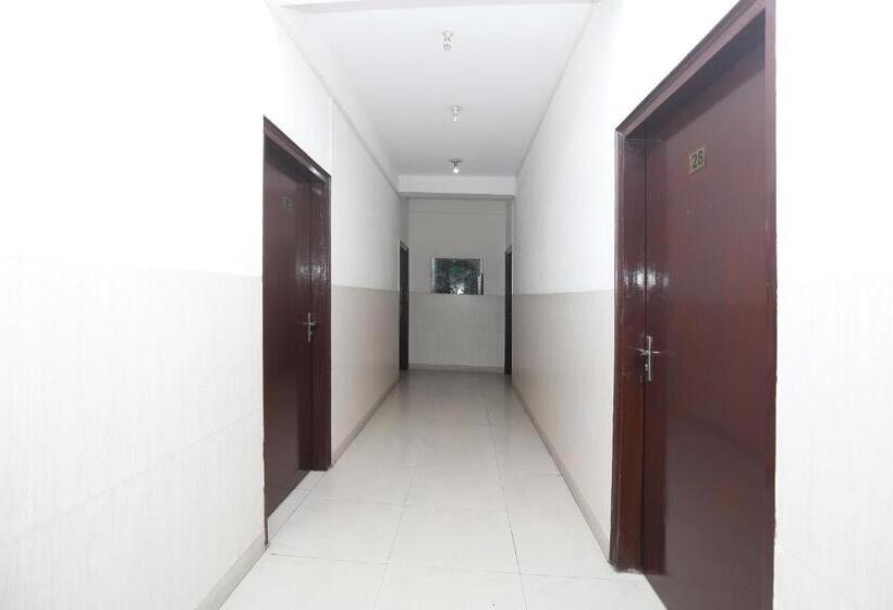 酒店 Oyo 14454 Celebration Bnb Home