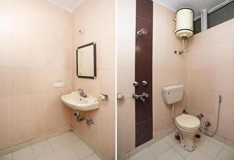 酒店 Oyo 14454 Celebration Bnb Home