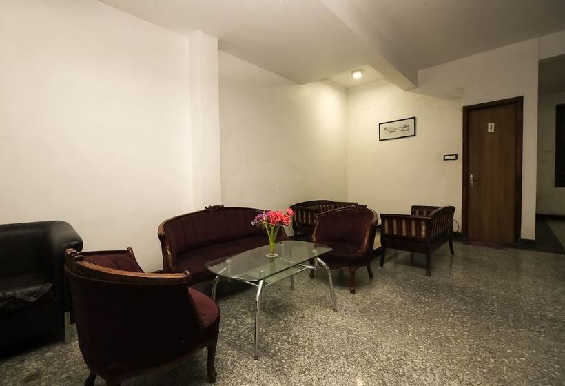 فندق Oyo 27039 Peace Channel