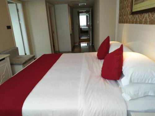 هتل Ramada Encore Wyndham Nanning City Center
