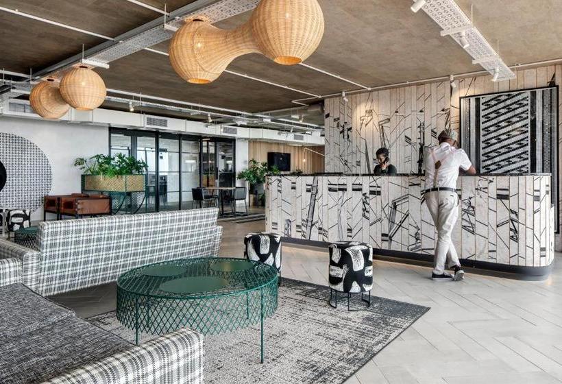 בית מלון כפרי Stock Exchange Apartment