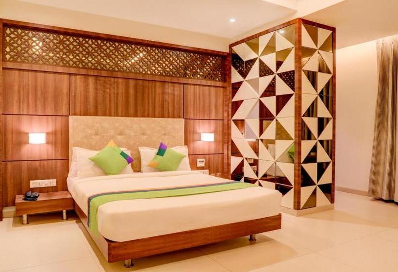 Отель Treebo Trend Mathoshree