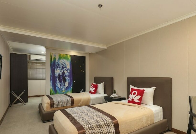 בית מלון כפרי Zen Premium Magallanes Makati