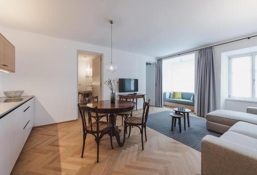 Kuntino Suites