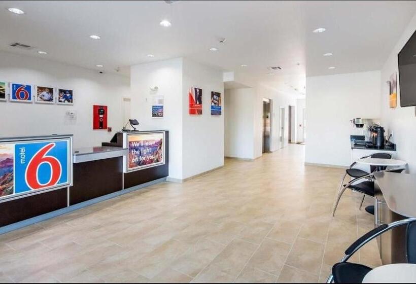 Motel 6channelview, Tx