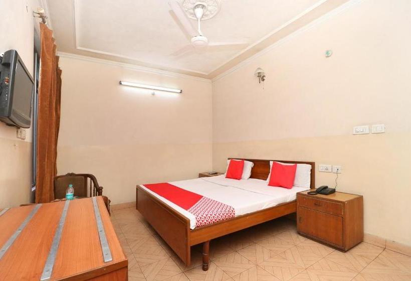 Oyo 24420 Hotel Ilford Lodge