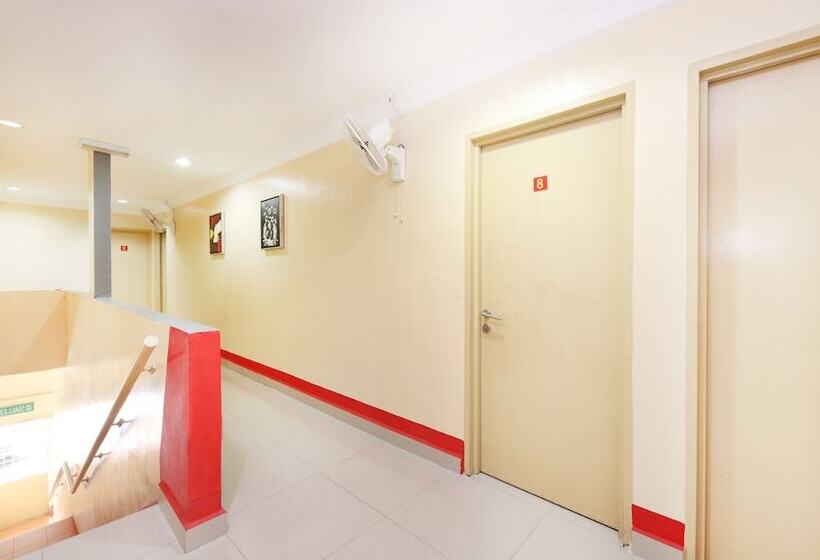 Oyo 720 Corridor Hotel 2
