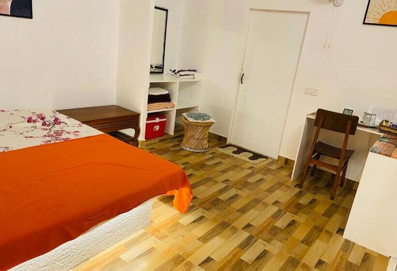 פנסיון Bleu & Blanc