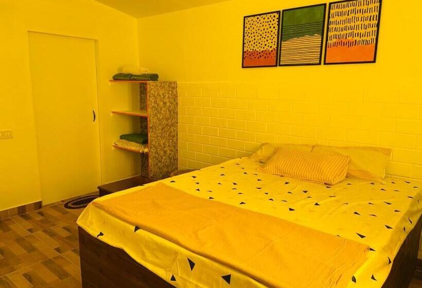 פנסיון Bleu & Blanc