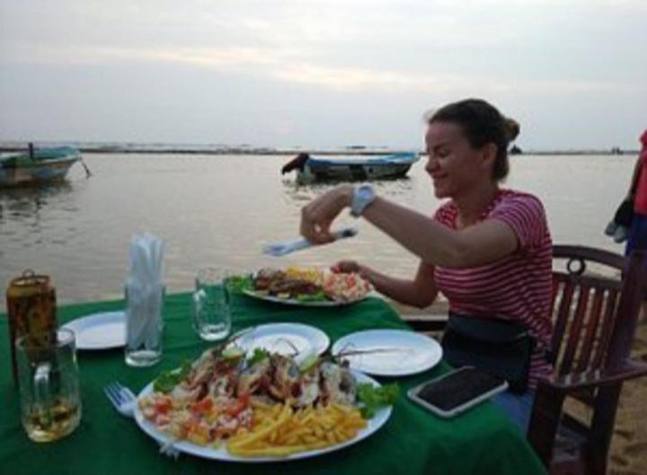 膳宿费 Coral Reef Guest