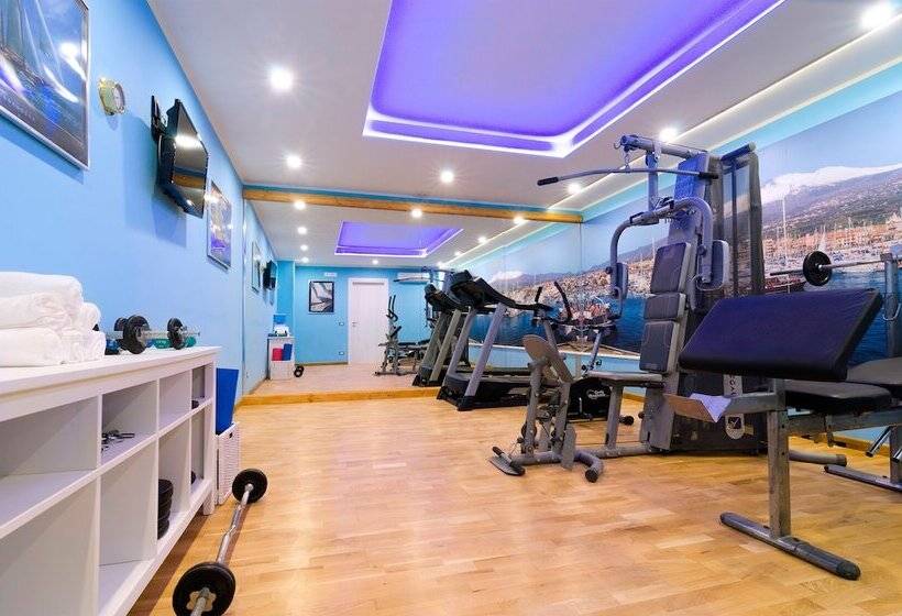 ペンション Mediterranean Charm