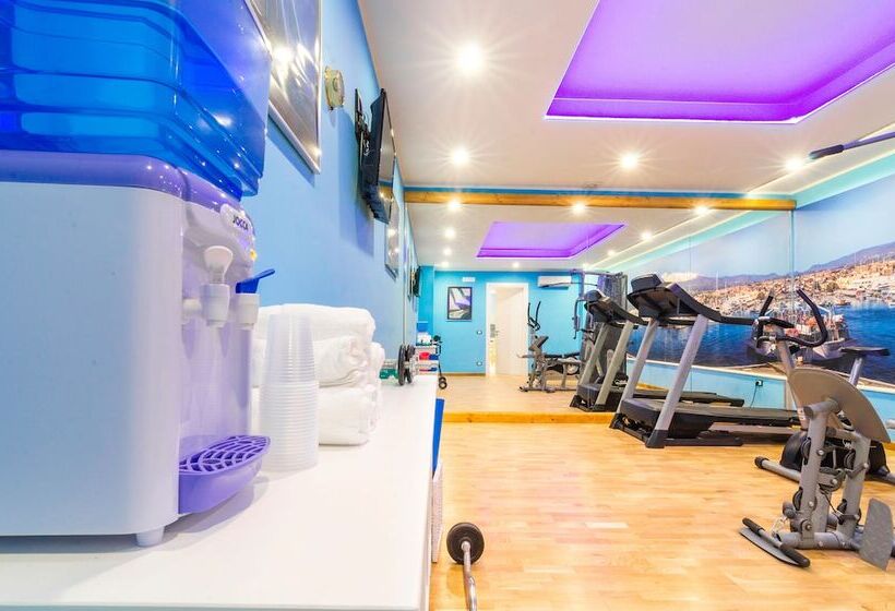 膳宿费 Mediterranean Charm