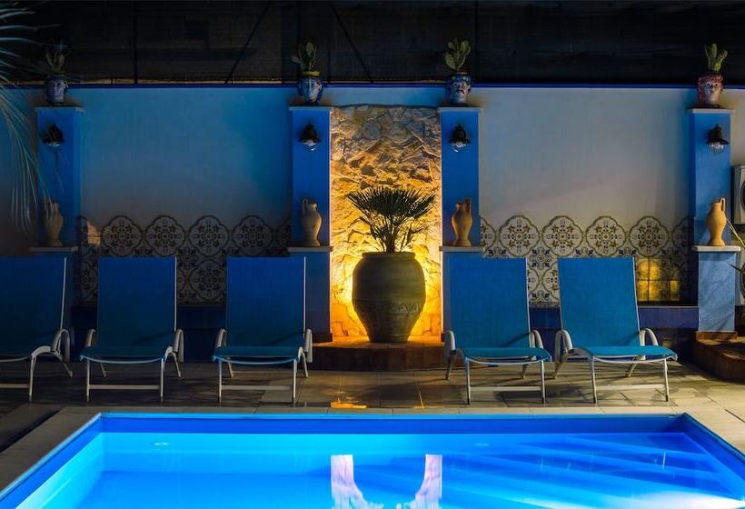 ペンション Mediterranean Charm