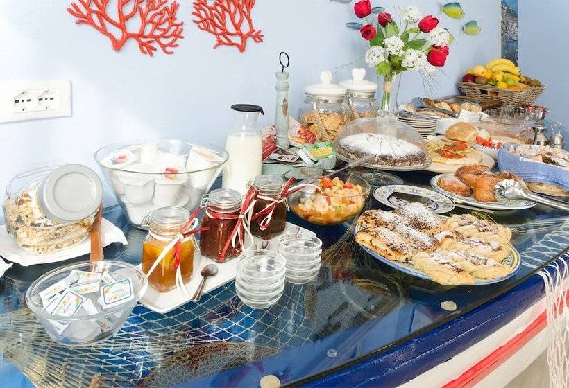 ペンション Mediterranean Charm