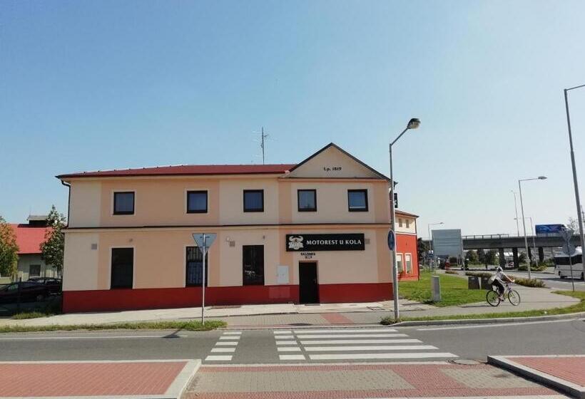 膳宿费 Motorest U Kola