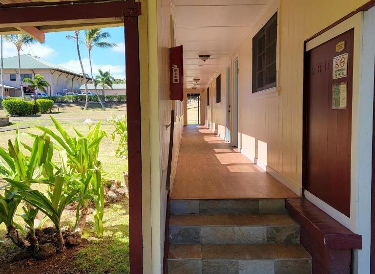 הוסטל Kohala Village Inn