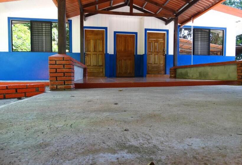 مبيت وإفطار Horquetas River Lodge