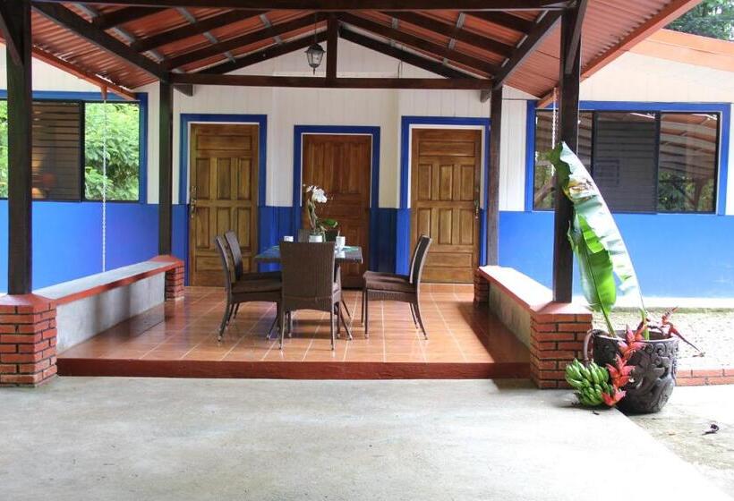 مبيت وإفطار Horquetas River Lodge