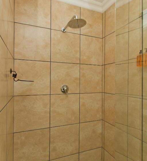 تختخواب و صبحانه Tranquil Shores