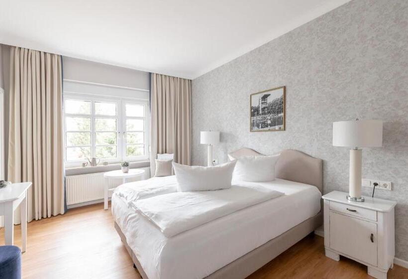 בית מלון כפרי Am Sommerbad