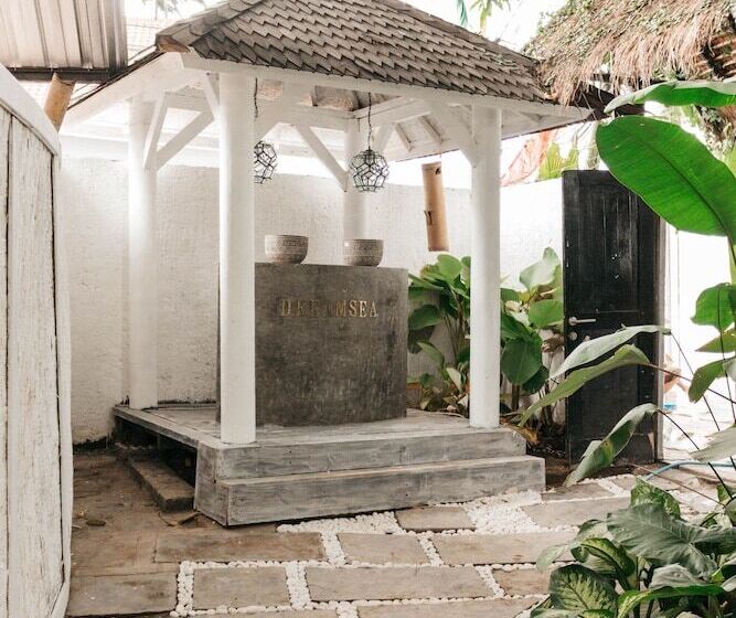 فندق Dreamsea Canggu   Hostel