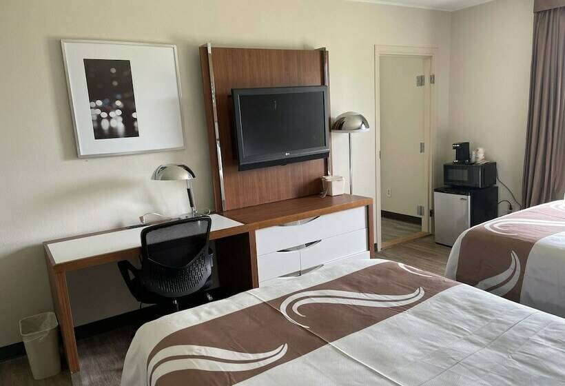 فندق Quality Inn & Suites New Hartford   Utica