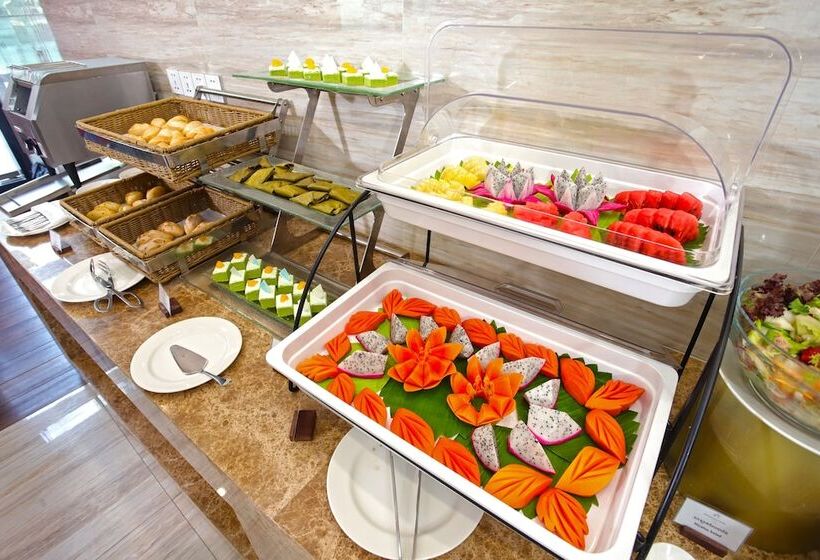 Olympia City Hotel By Dara