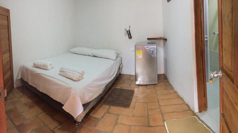 بنسيون La Choza