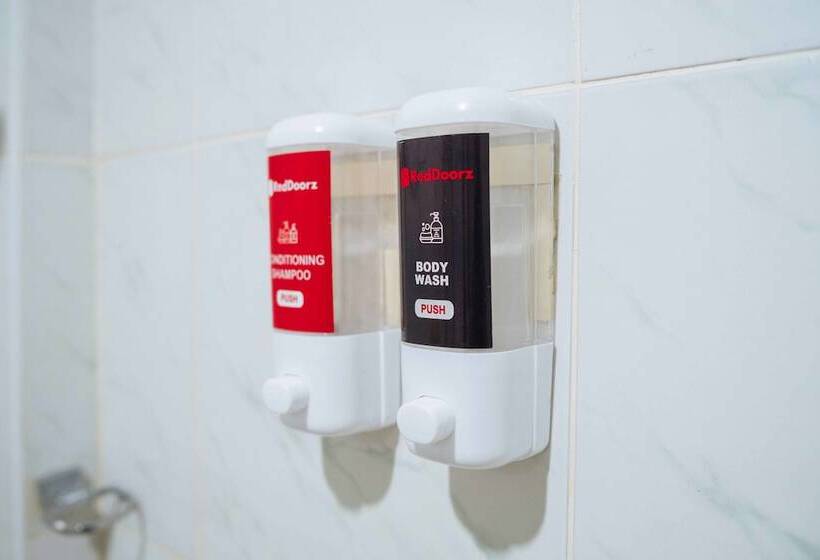 Пансион Reddoorz Near Davao International Airport