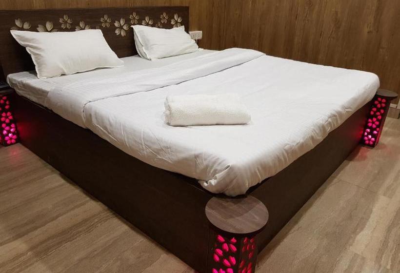 Курорт Living Green Farms