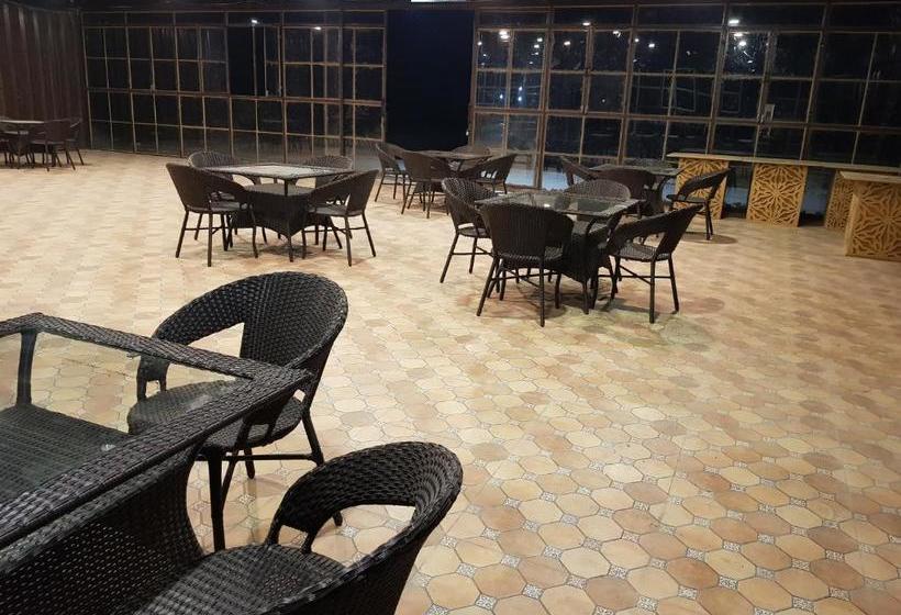 Курорт Living Green Farms