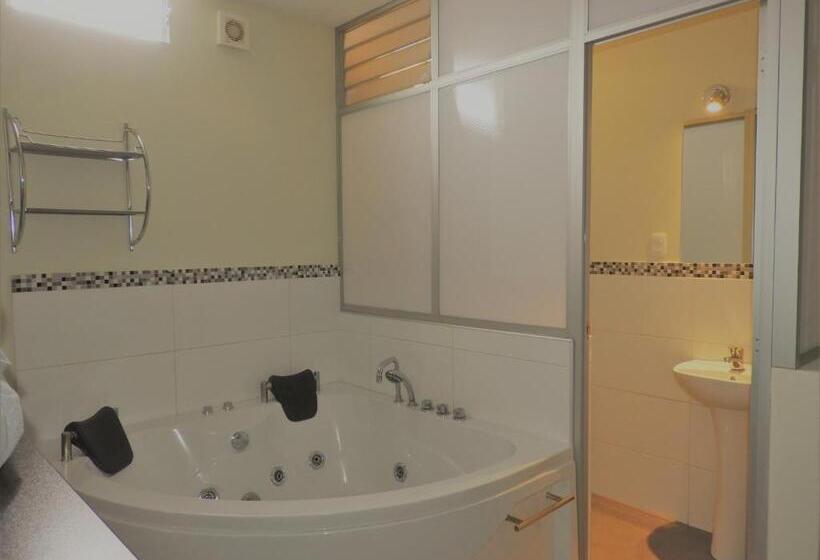 هاستل La Shacsha