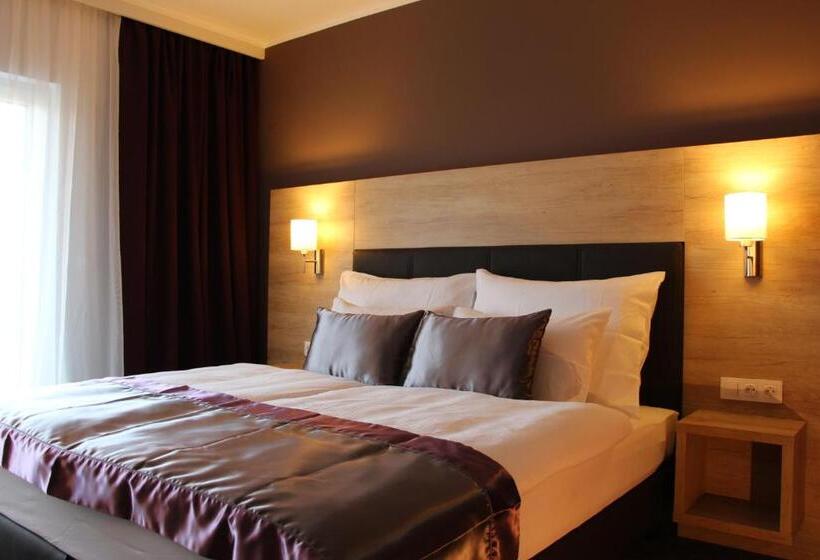 Bed and Breakfast Villa Aruba & Private Spa Suites