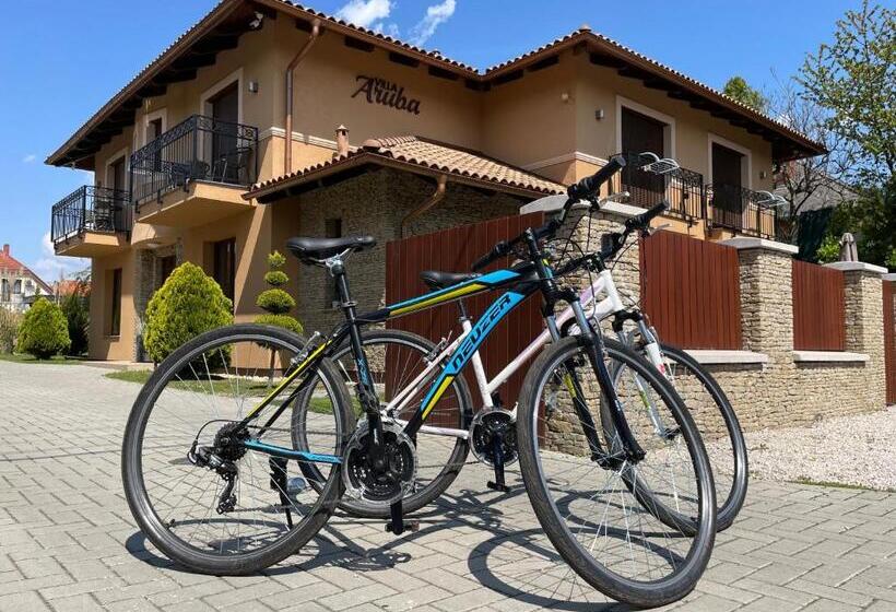 Bed and Breakfast Villa Aruba & Private Spa Suites