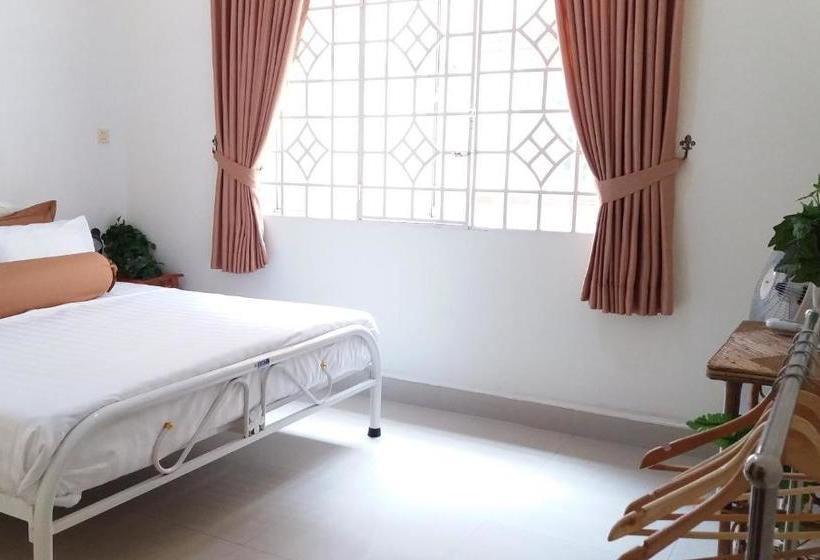 Dutch Hosted B&b, Abc