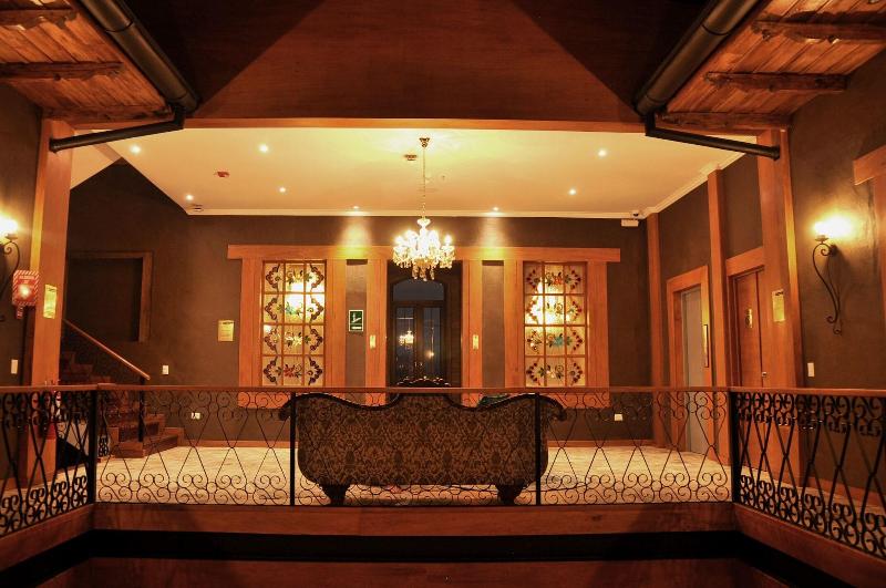 هتل Cruz Del Vado