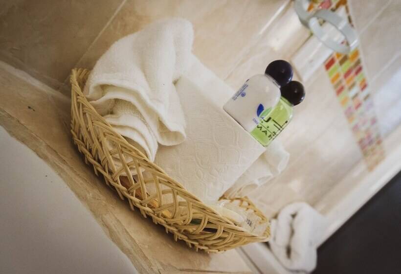 فندق De La Peña Inn