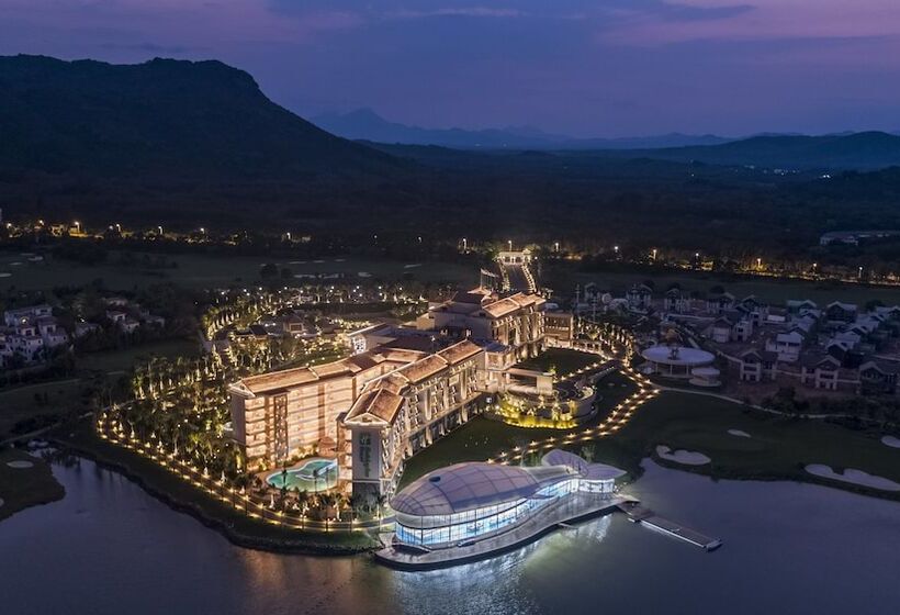 בית מלון כפרי Holiday Inn Resort Qionghai Guantang, An Ihg