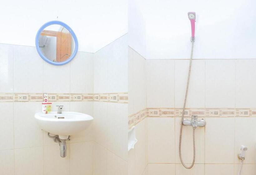 호텔 Loesje Guesthouse