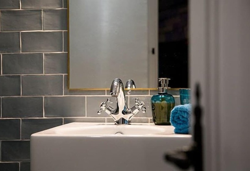 Boutique Hotel Rancho Los Lobos