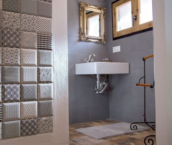 Boutique Hotel Rancho Los Lobos